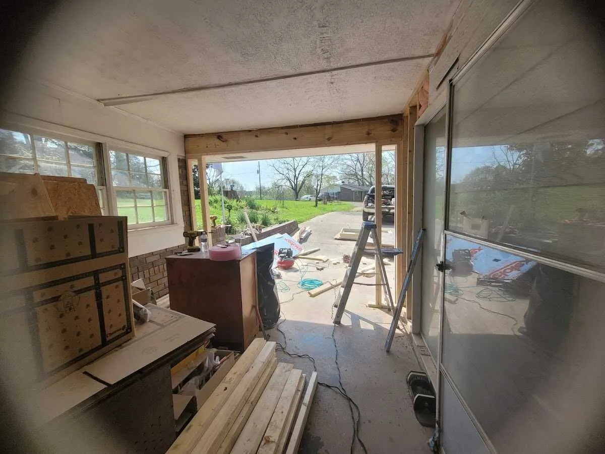 Air movers and dehumidifier for Water Mitigation Services in Elkins